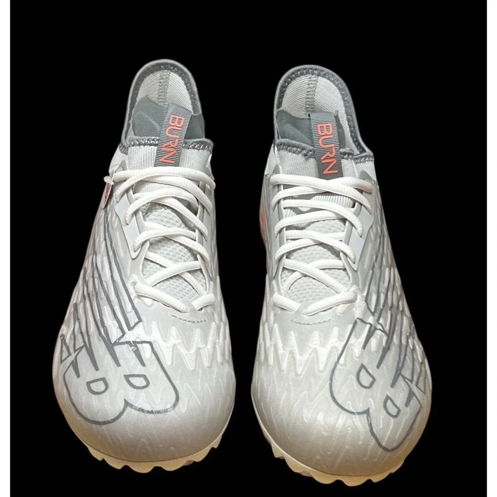 Size 11 WIDE - New Balance Lacrosse Turf Cleats  2E Burnxlx3 Gray White Mens